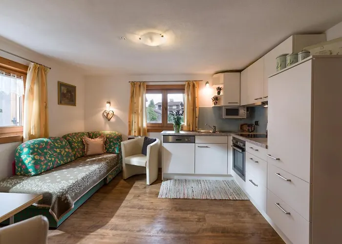 Haus Tiefenbacher * ブリクセン イン ターレ