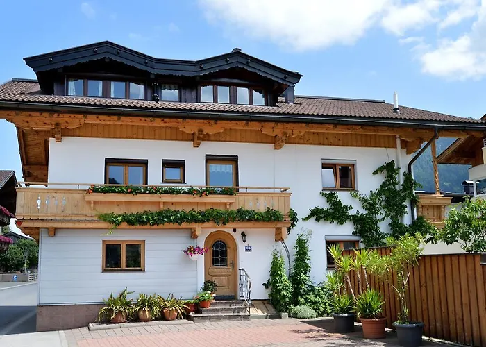 Haus Tiefenbacher ブリクセン イン ターレ