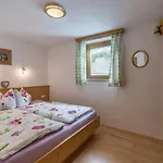 Haus Tiefenbacher * Бриксен-им-Тале