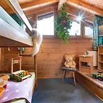 Haus Tiefenbacher Бриксен-им-Тале